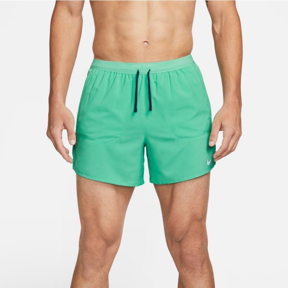 NWT Nike Mens Dri Fit Stride 7” lined Shorts XL